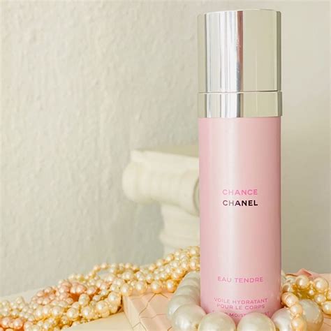 chanel chance eau tendre sheer moisture mist